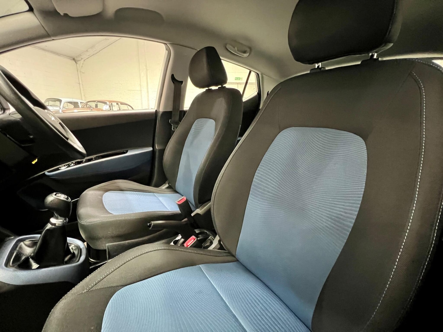 Used Hyundai i10 2014 for sale - 76549855: Photo 3