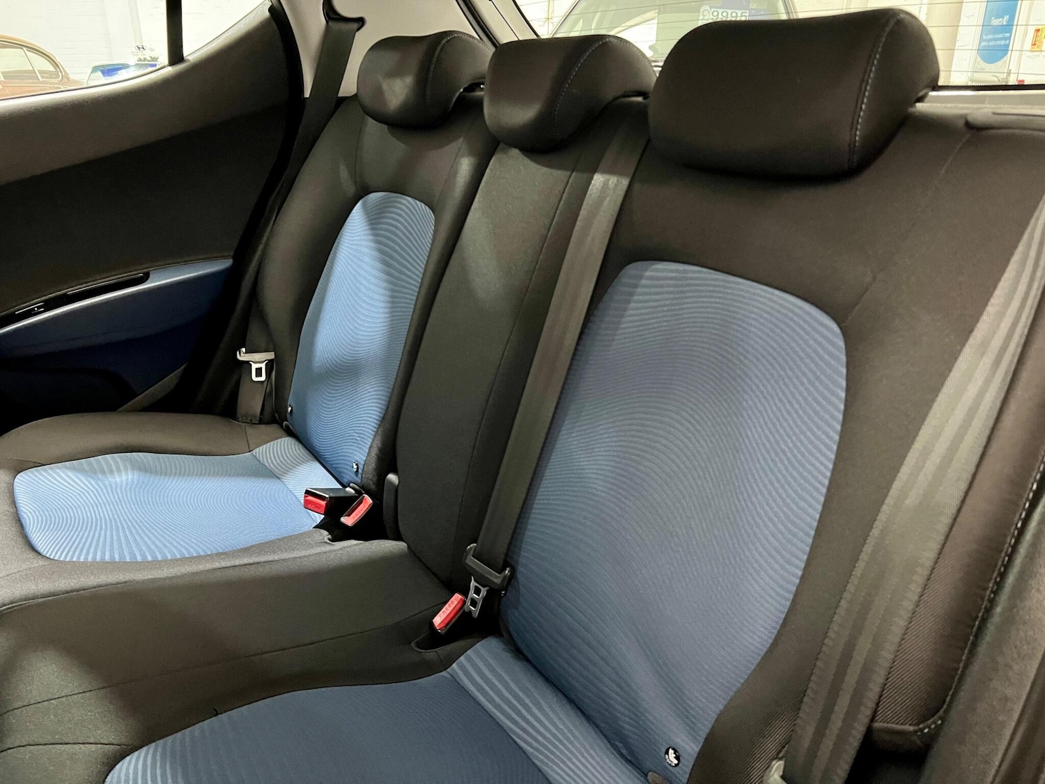 Used Hyundai i10 2014 for sale - 76549855: Photo 38