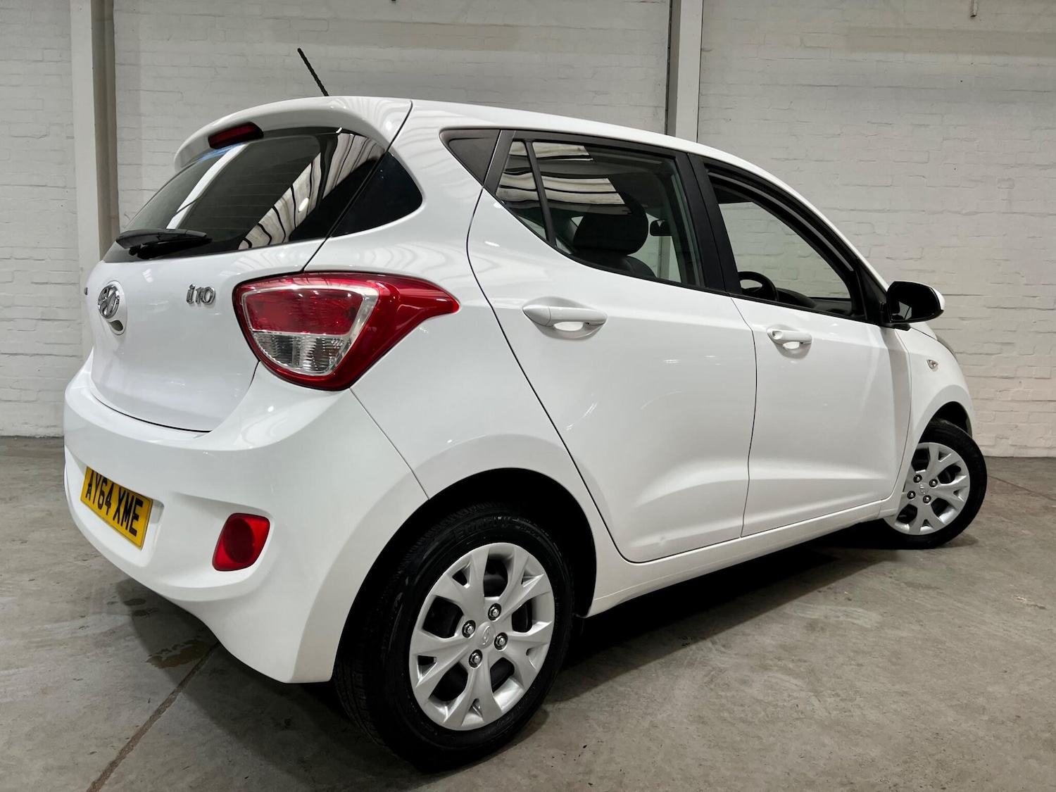 Used Hyundai i10 2014 for sale - 76549855: Photo 8