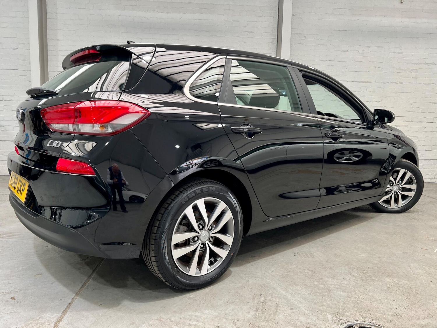 Used Hyundai i30 2018 for sale - 76108596: Photo 30