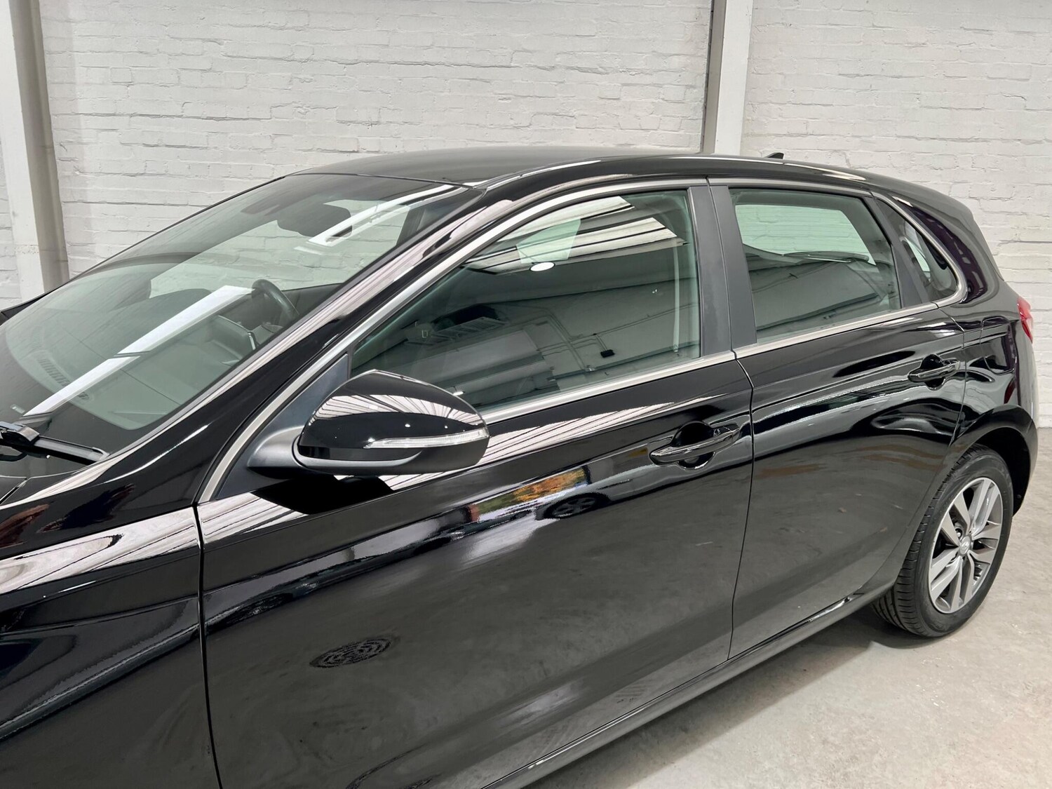 Used Hyundai i30 2018 for sale - 76108596: Photo 35