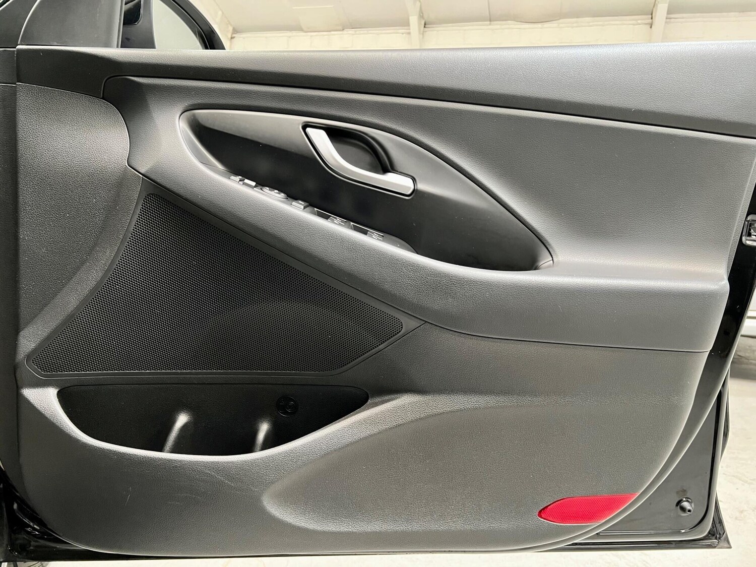 Used Hyundai i30 2018 for sale - 76108596: Photo 46