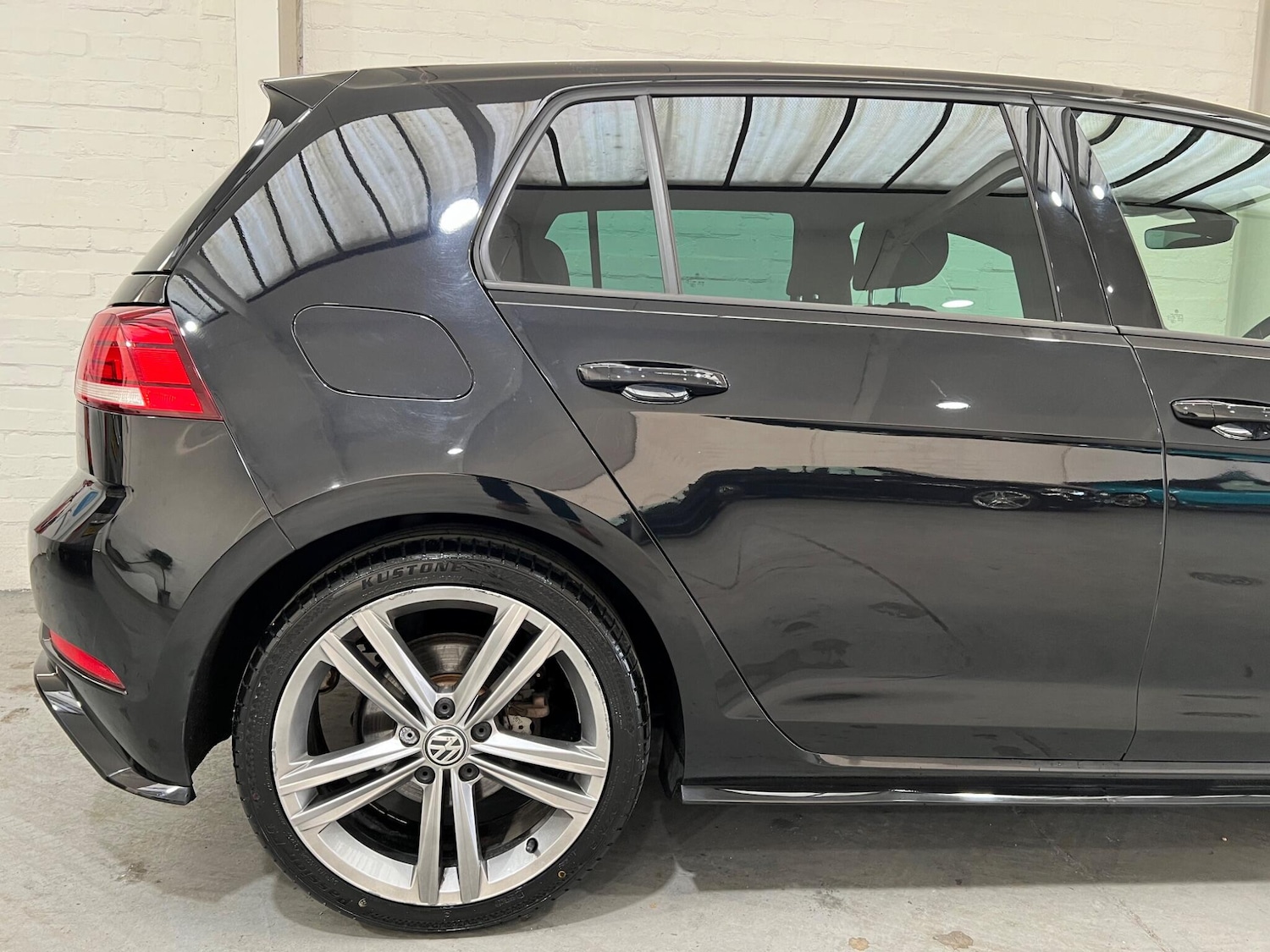 Used Volkswagen Golf 2019 for sale - 77925060: Photo 10