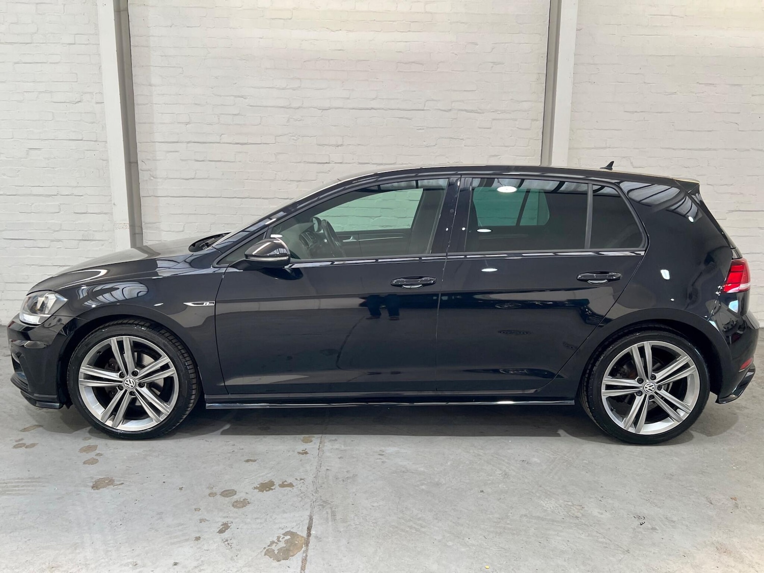 Used Volkswagen Golf 2019 for sale - 77925060: Photo 17