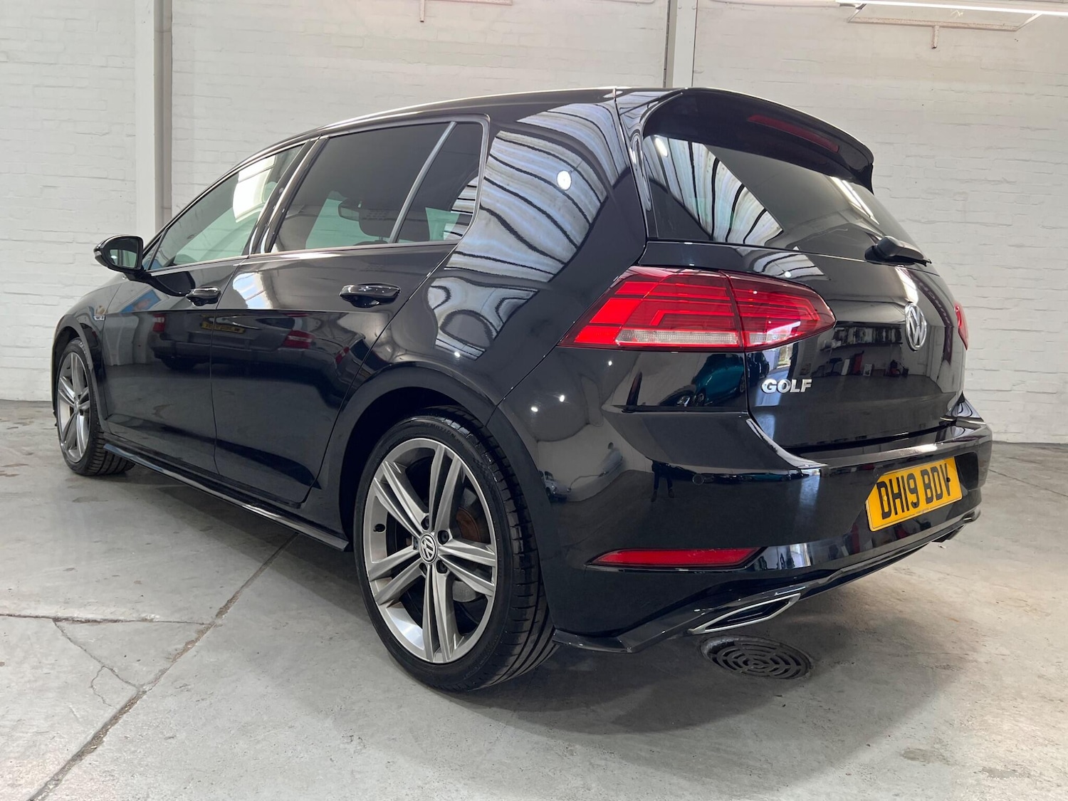 Used Volkswagen Golf 2019 for sale - 77925060: Photo 19