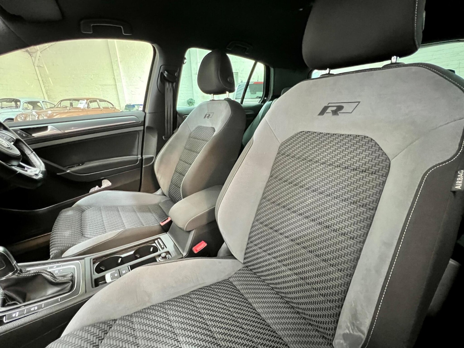 Used Volkswagen Golf 2019 for sale - 77925060: Photo 3