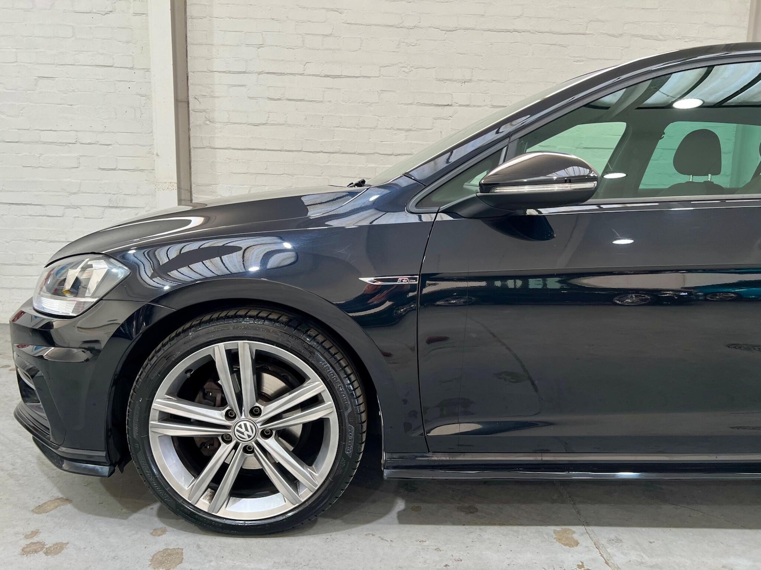 Used Volkswagen Golf 2019 for sale - 77925060: Photo 38