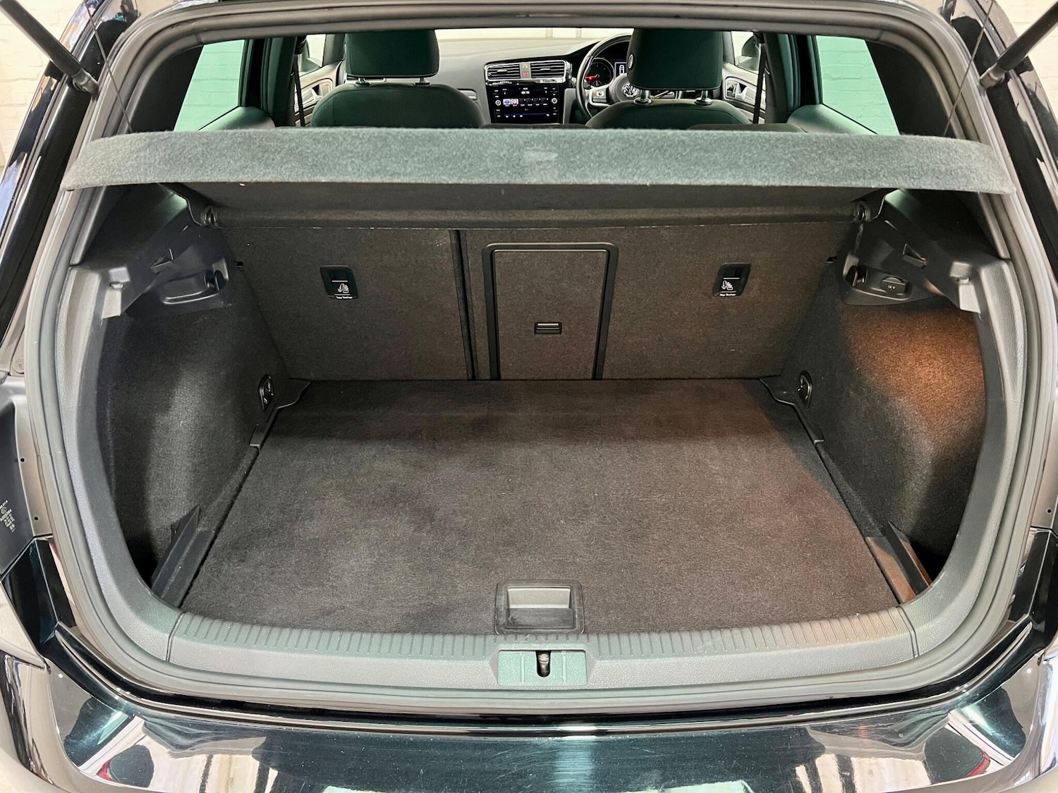 Used Volkswagen Golf 2019 for sale - 77925060: Photo 62