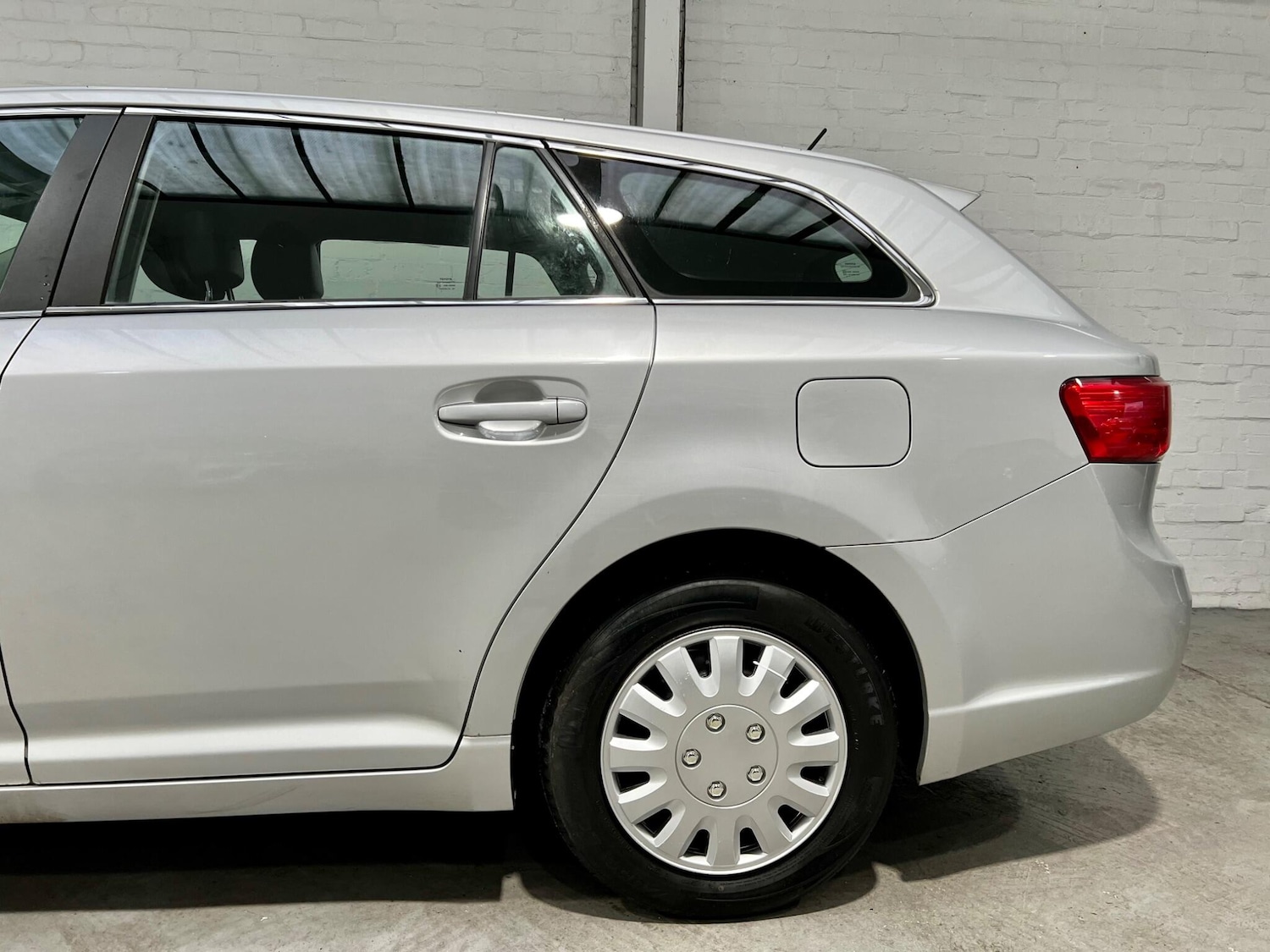 Used Toyota Avensis 2012 for sale - 77468285: Photo 24