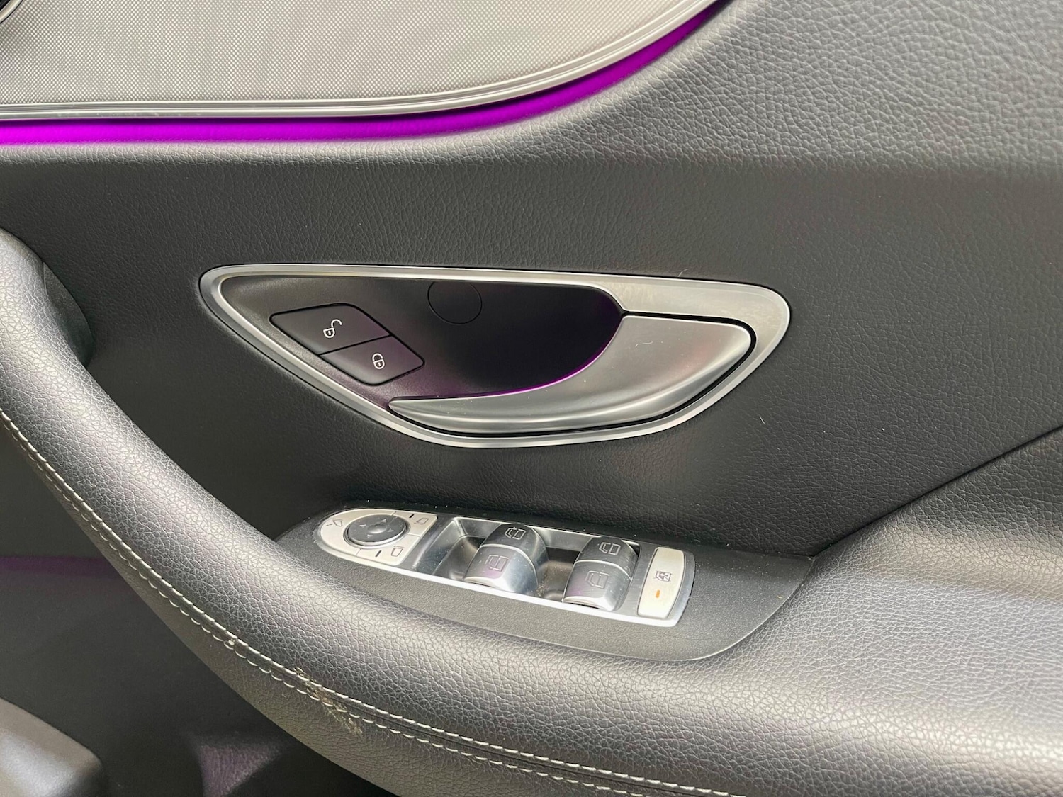 Used Mercedes-Benz E Class 2018 for sale - 77549319: Photo 41