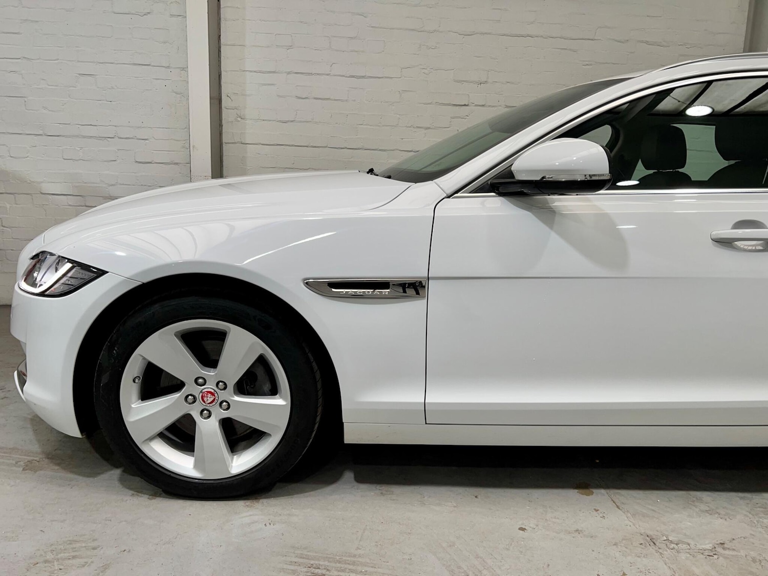 Used Jaguar XF 2020 for sale - 76136023: Photo 39