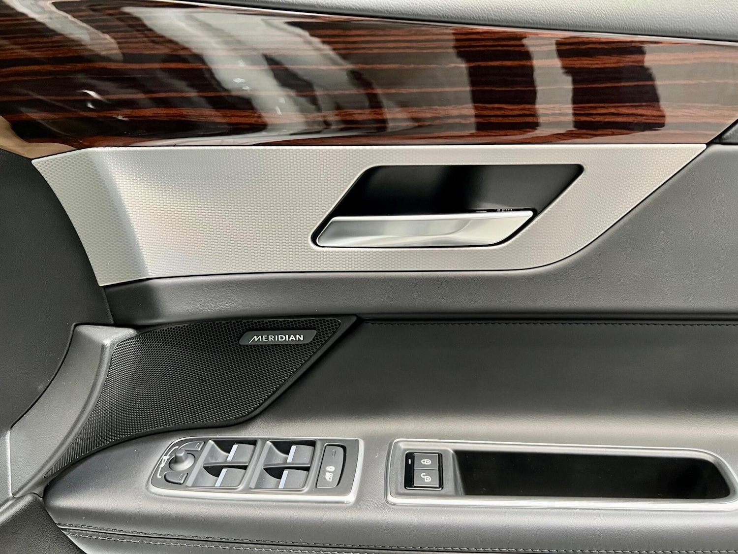 Used Jaguar XF 2020 for sale - 76136023: Photo 62