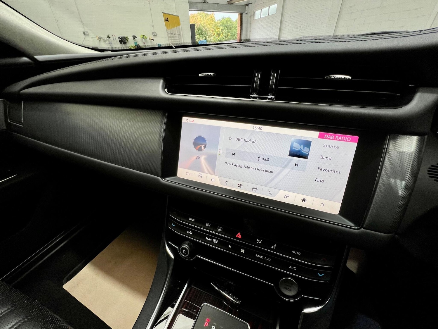 Used Jaguar XF 2020 for sale - 76136023: Photo 64