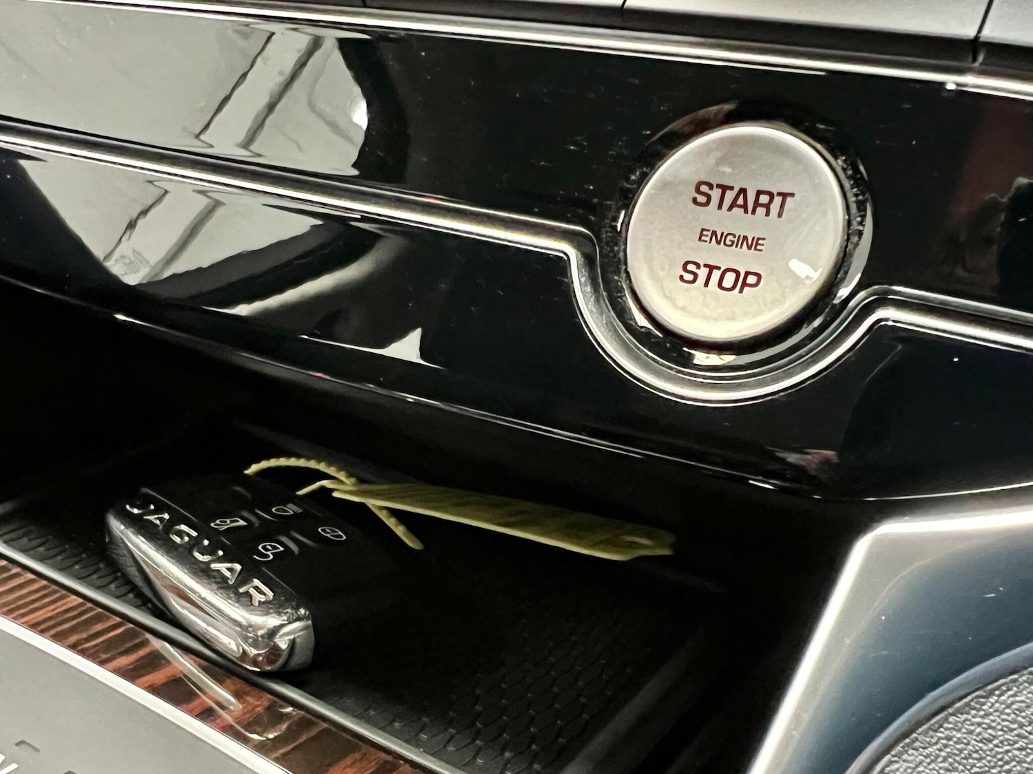Used Jaguar XF 2020 for sale - 76136023: Photo 65