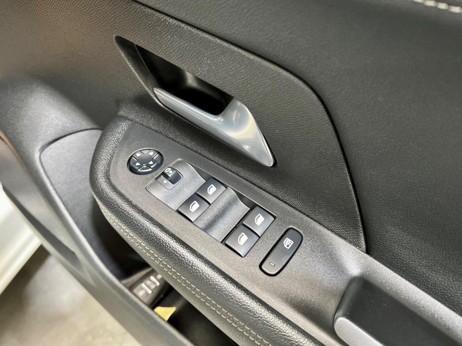 Used Vauxhall Mokka 2021 for sale - 76377543: Photo 48