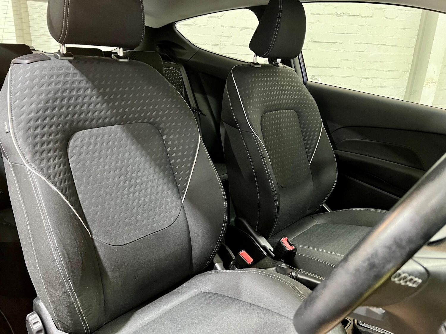 Used Ford Fiesta 2017 for sale - 76592738: Photo 11