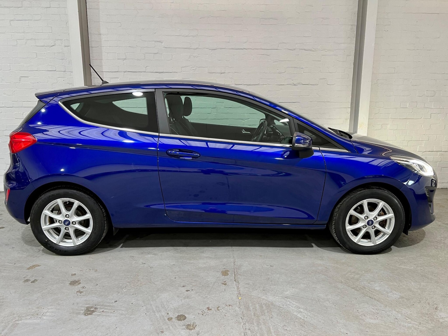 Used Ford Fiesta 2017 for sale - 76592738: Photo 2