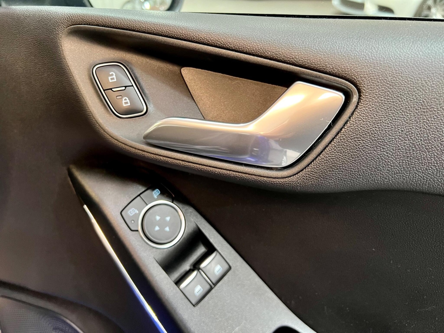 Used Ford Fiesta 2017 for sale - 76592738: Photo 50