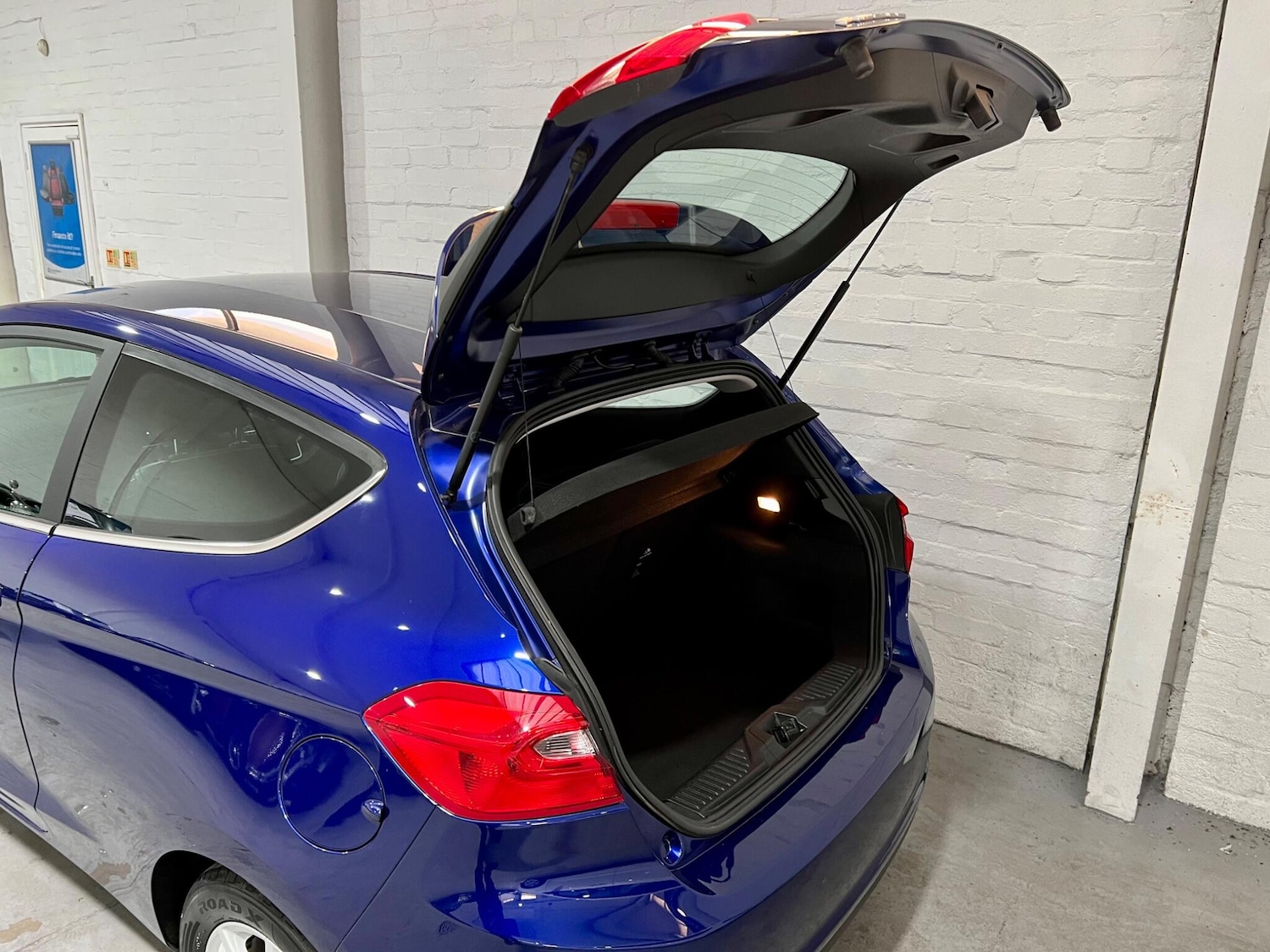 Used Ford Fiesta 2017 for sale - 76592738: Photo 54