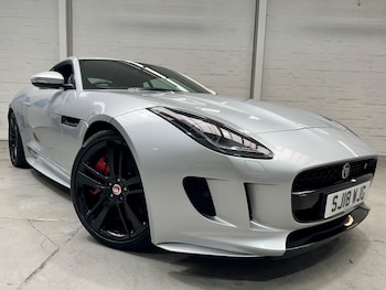 2018 (18) - 5.0 Supercharged V8 R 2dr Auto AWD