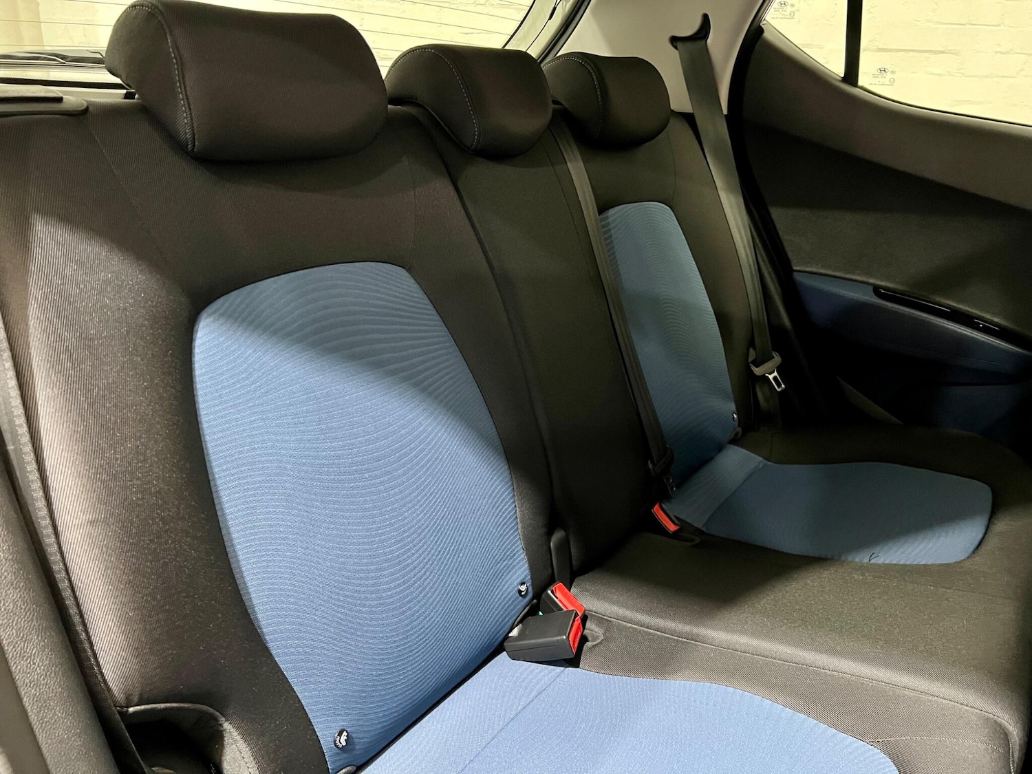 Used Hyundai i10 for sale - 76994949: Photo 11