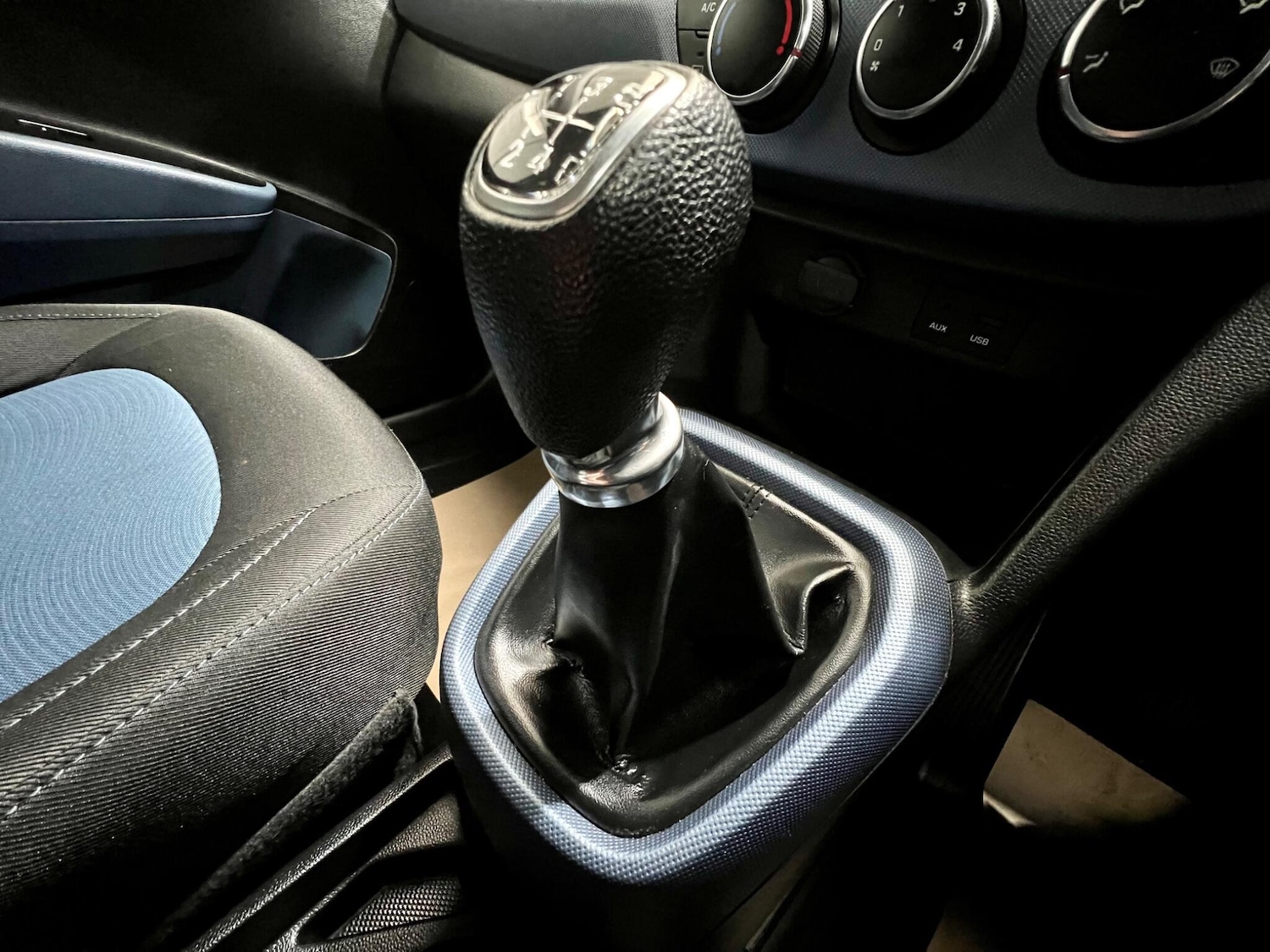 Used Hyundai i10 for sale - 76994949: Photo 33