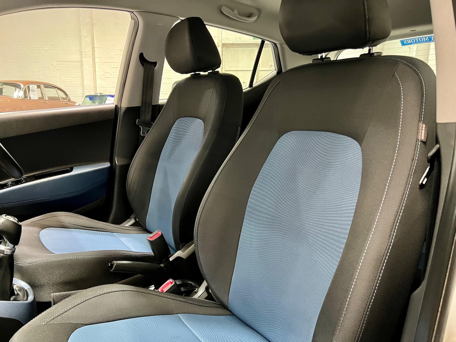 Used Hyundai i10 for sale - 76994949: Photo 37