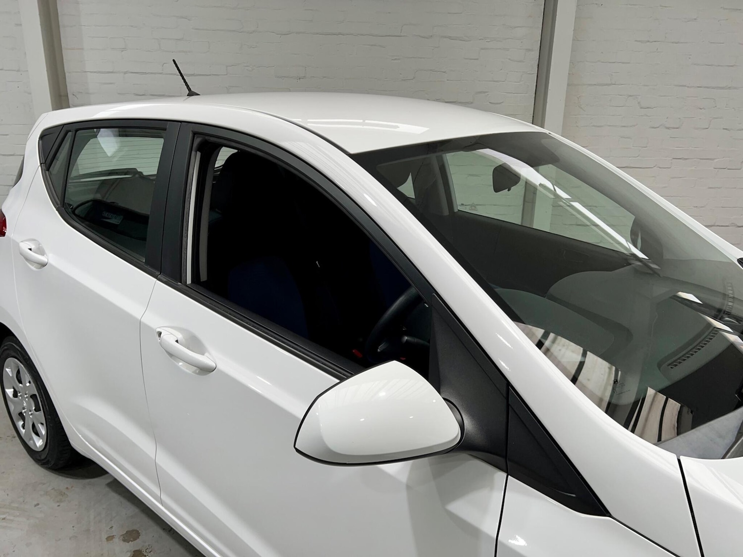 Used Hyundai i10 for sale - 76994949: Photo 41