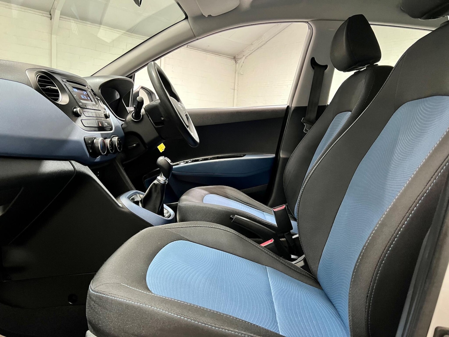 Used Hyundai i10 for sale - 76994949: Photo 49