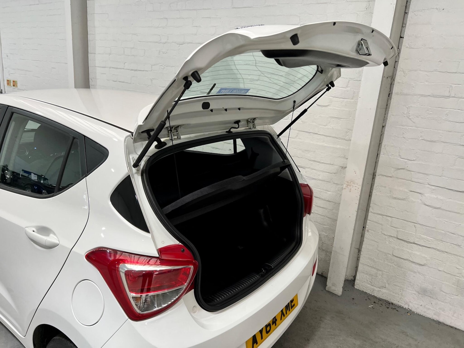 Used Hyundai i10 for sale - 76994949: Photo 52