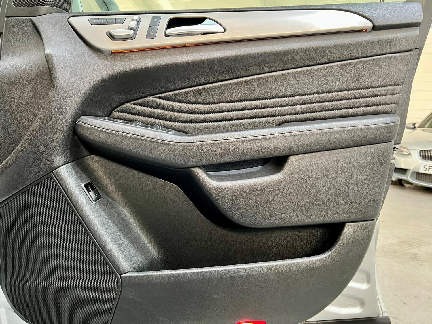 Used Mercedes-Benz GLE 2016 for sale - 77040825: Photo 70