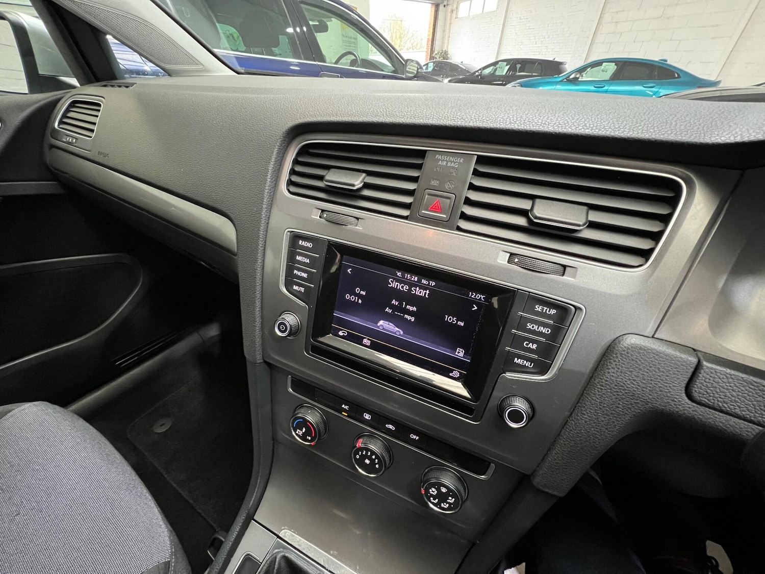 Used Volkswagen Golf 2013 for sale - 77633317: Photo 25