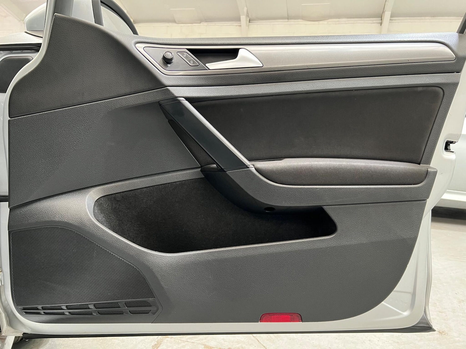 Used Volkswagen Golf 2013 for sale - 77633317: Photo 40