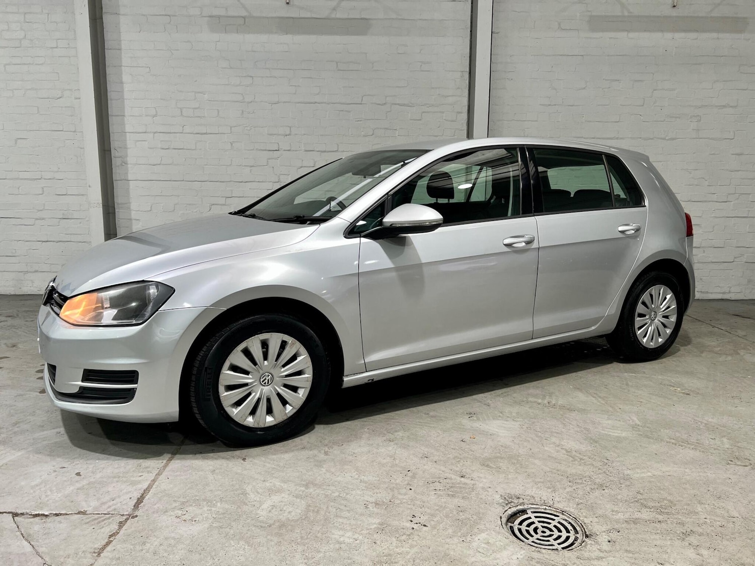 Used Volkswagen Golf 2013 for sale - 77633317: Photo 6