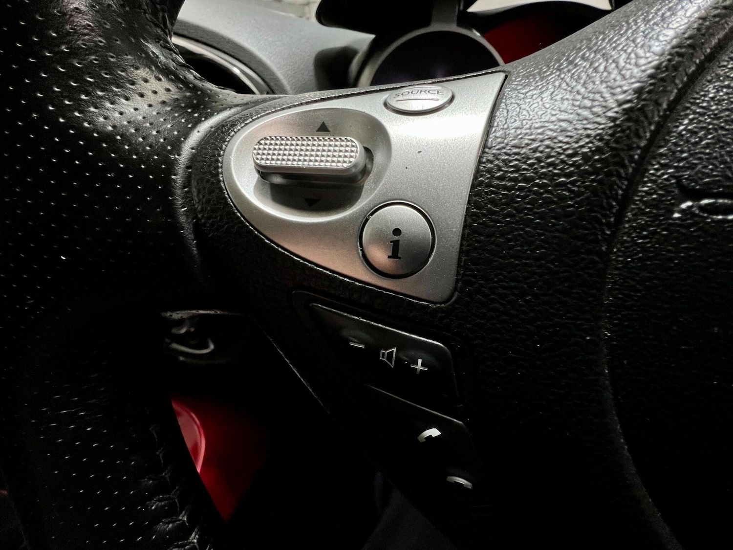 Used Nissan Juke 2013 for sale - 76083749: Photo 19