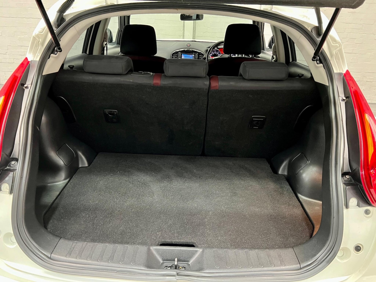 Used Nissan Juke 2013 for sale - 76083749: Photo 52