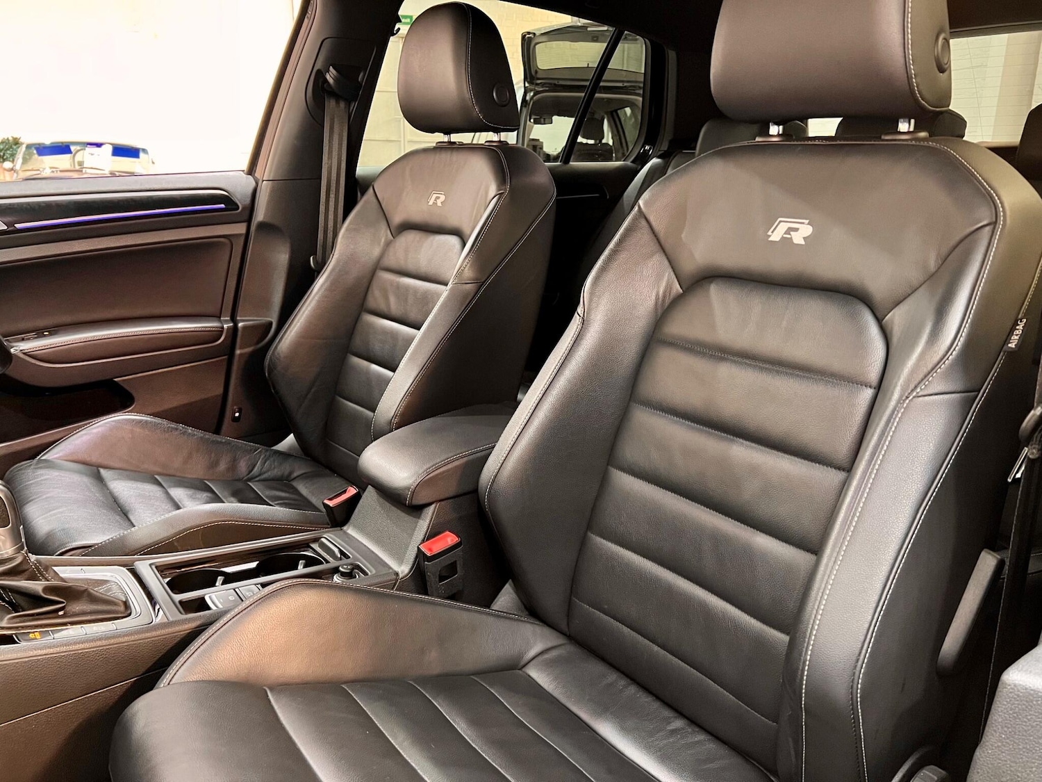 Used Volkswagen Golf 2017 for sale - 77016365: Photo 36