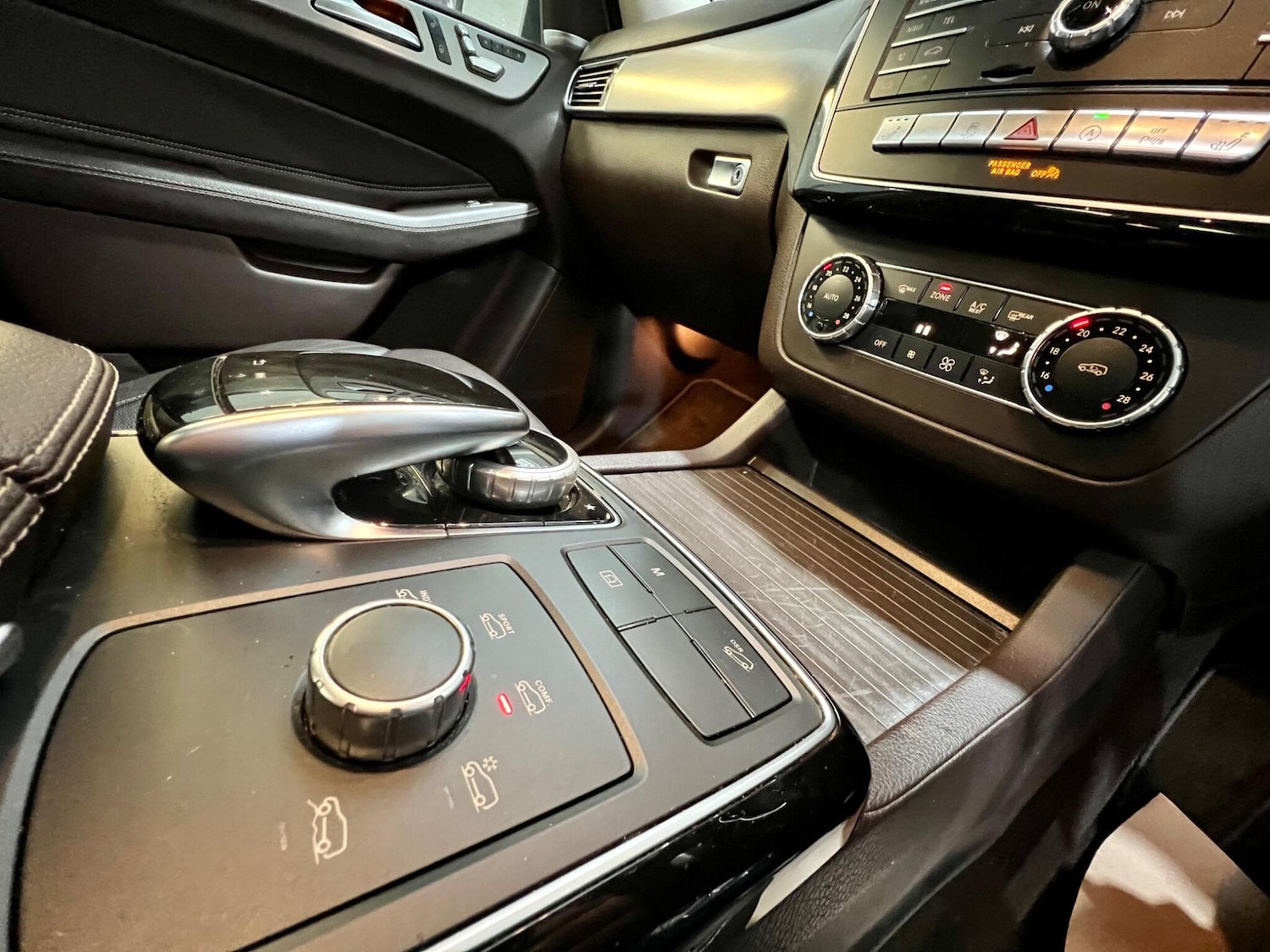 Used Mercedes-Benz GLE 2017 for sale - 77016767: Photo 32