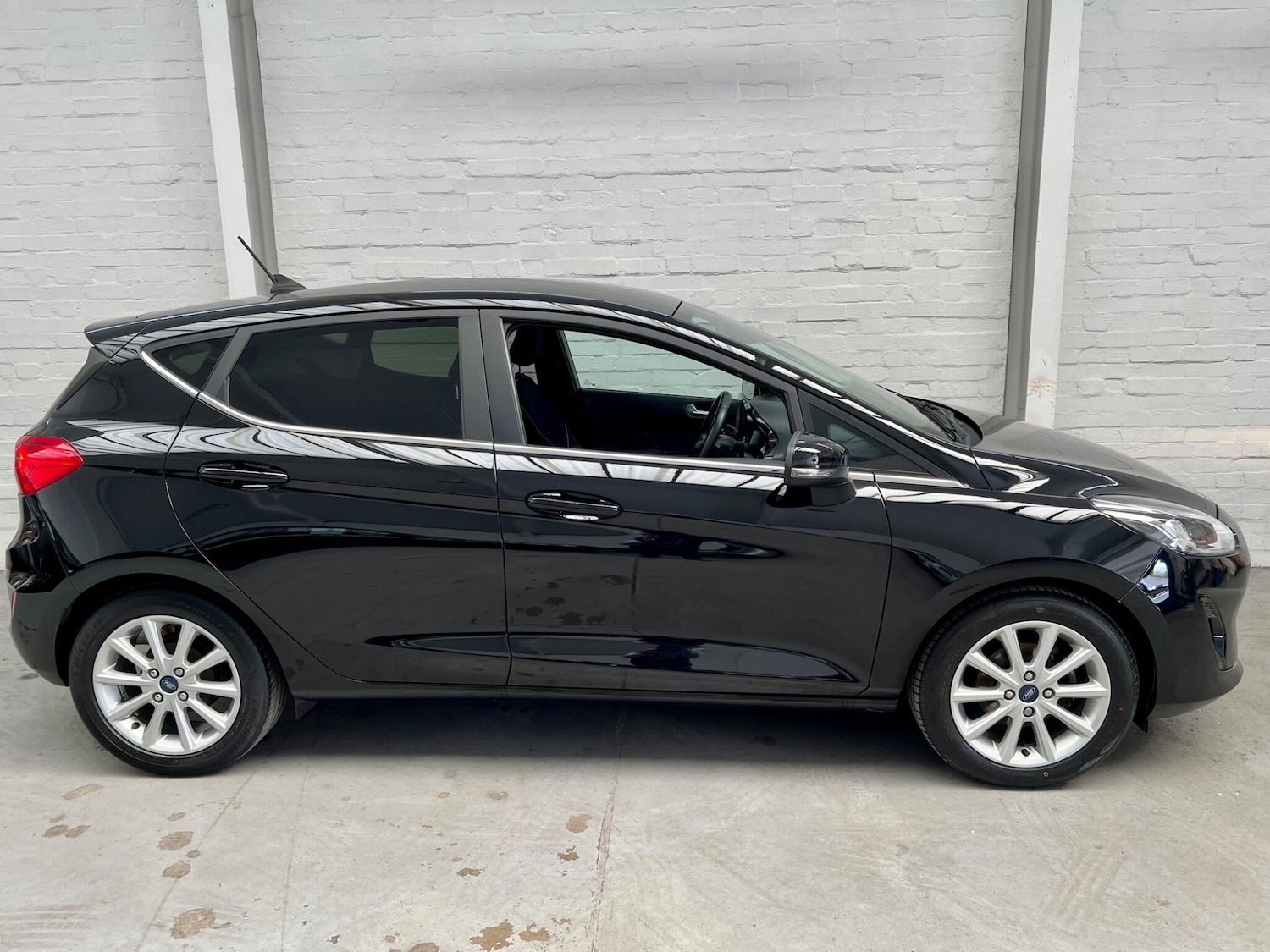 Used Ford Fiesta 2019 for sale - 78204398: Photo 2