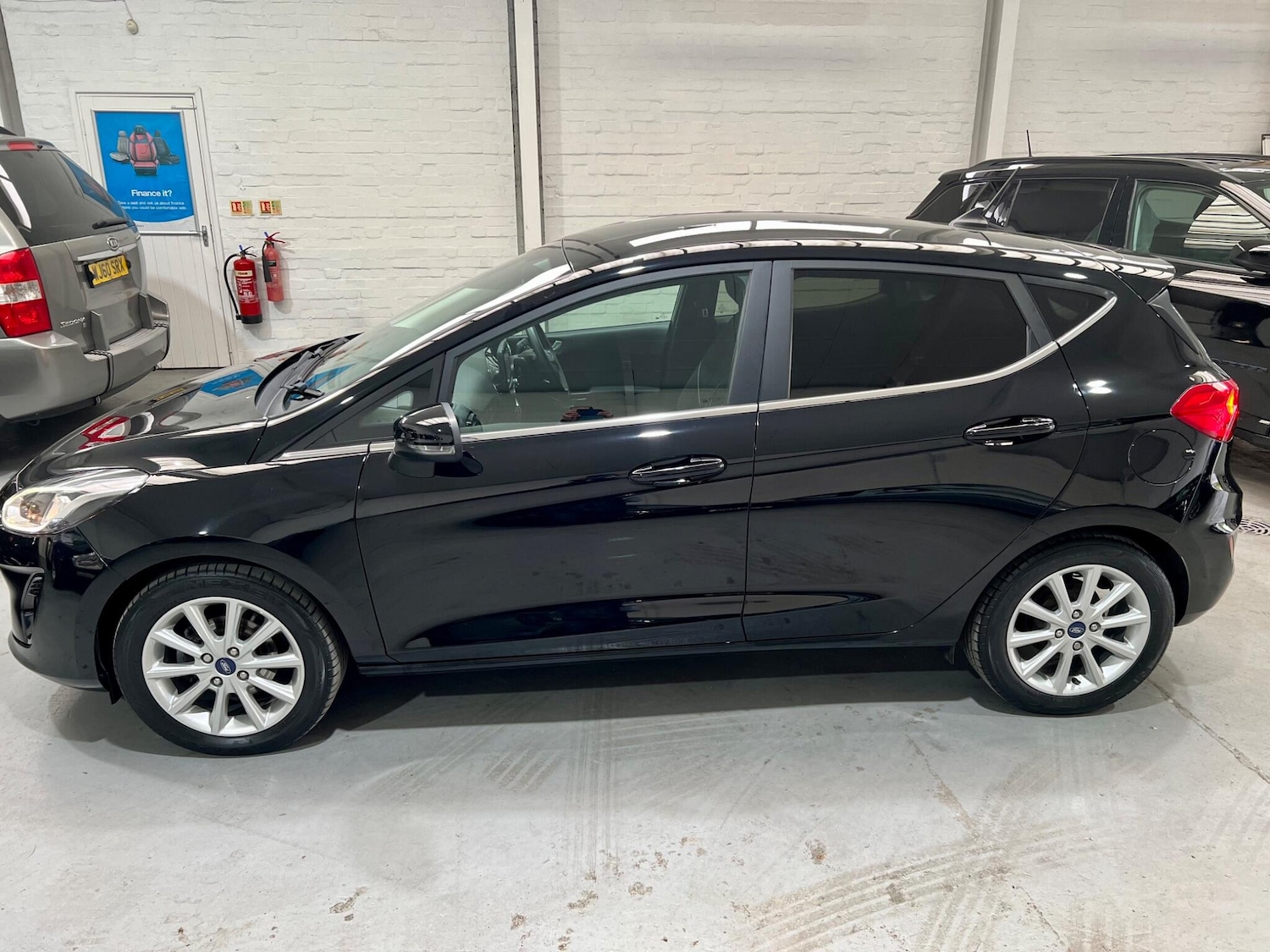Used Ford Fiesta 2019 for sale - 78204398: Photo 41