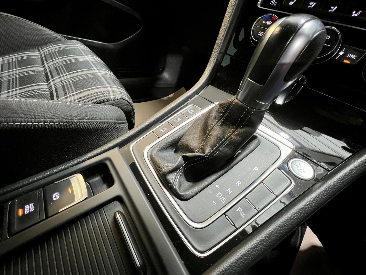 Used Volkswagen Golf 2019 for sale - 76561467: Photo 16