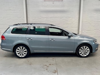 Used Volkswagen Passat 2012 for sale - 78470865: Photo