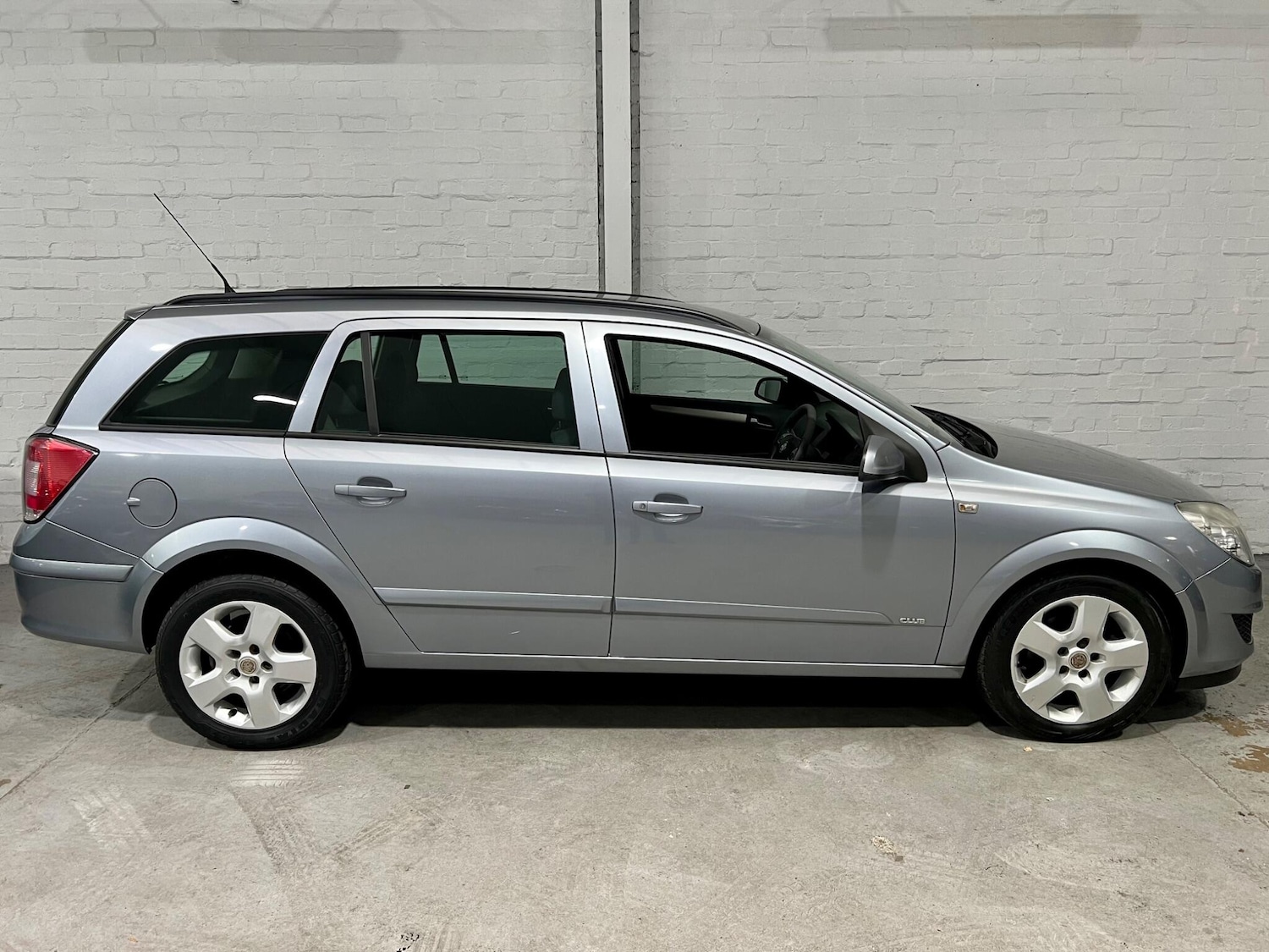 Used Vauxhall Astra 2007 for sale - 77396171: Photo 2