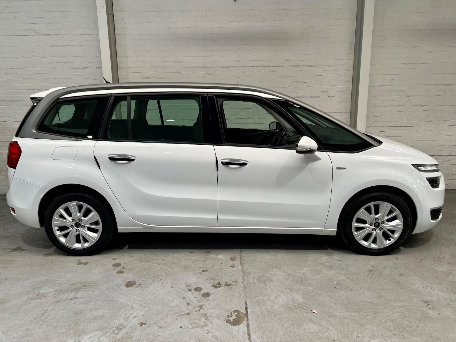 Used Citroen Grand C4 Picasso for sale - 77550382: Photo 2