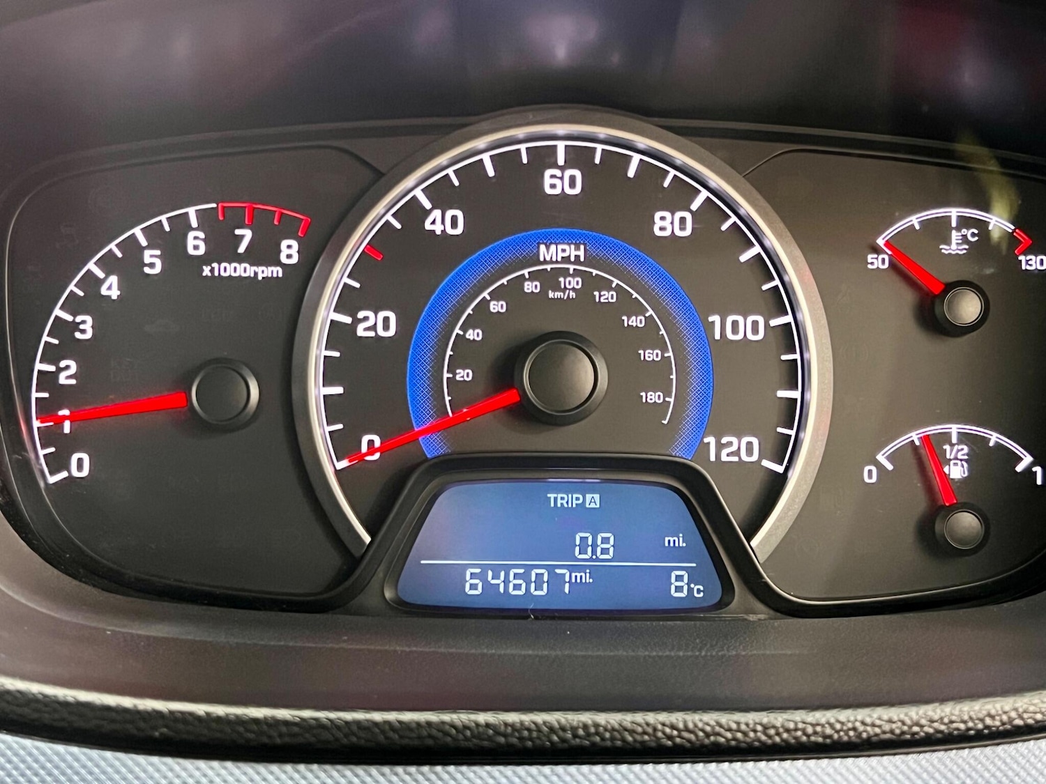 Used Hyundai i10 2015 for sale - 76667102: Photo 14