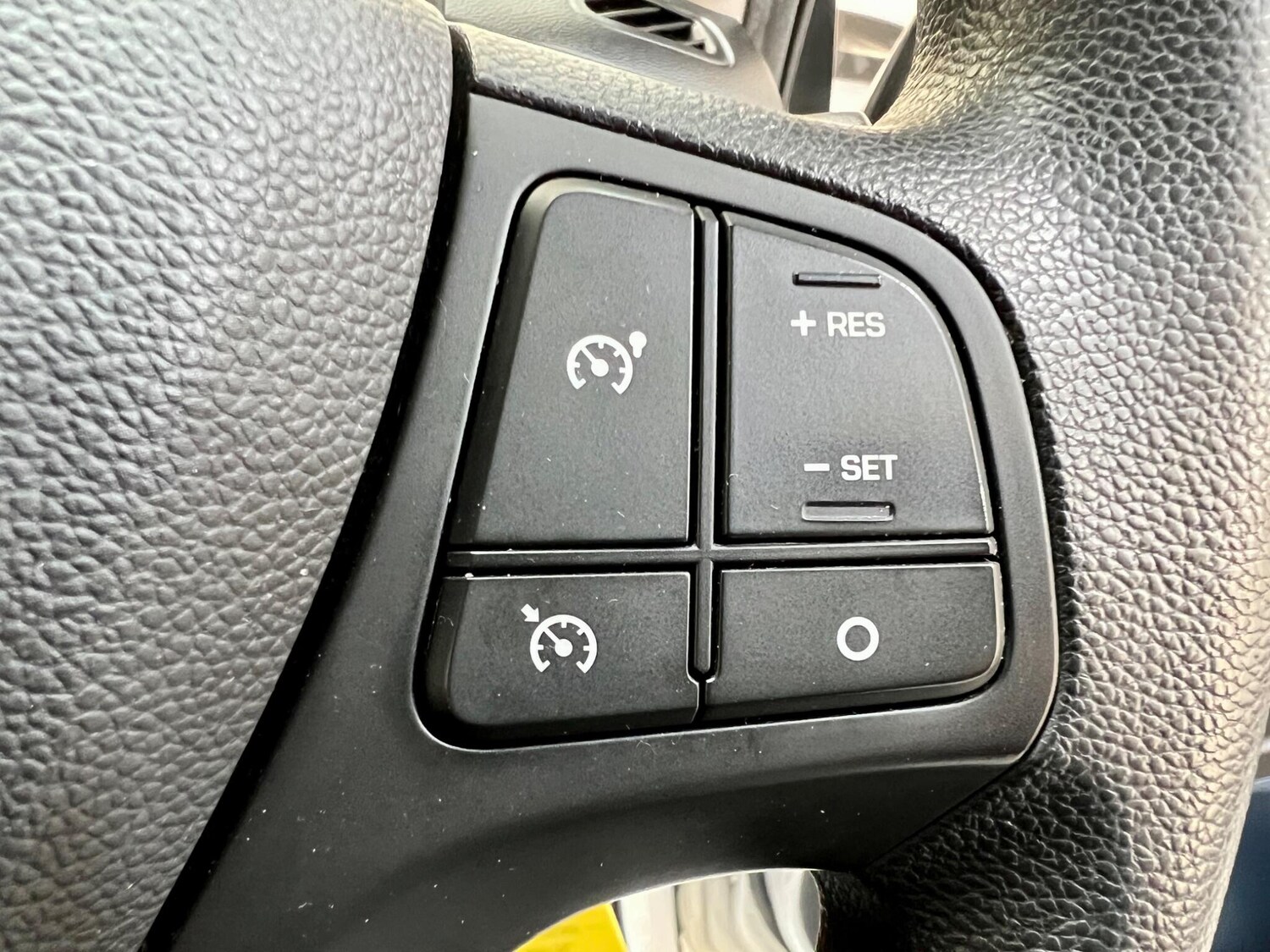 Used Hyundai i10 2015 for sale - 76667102: Photo 27