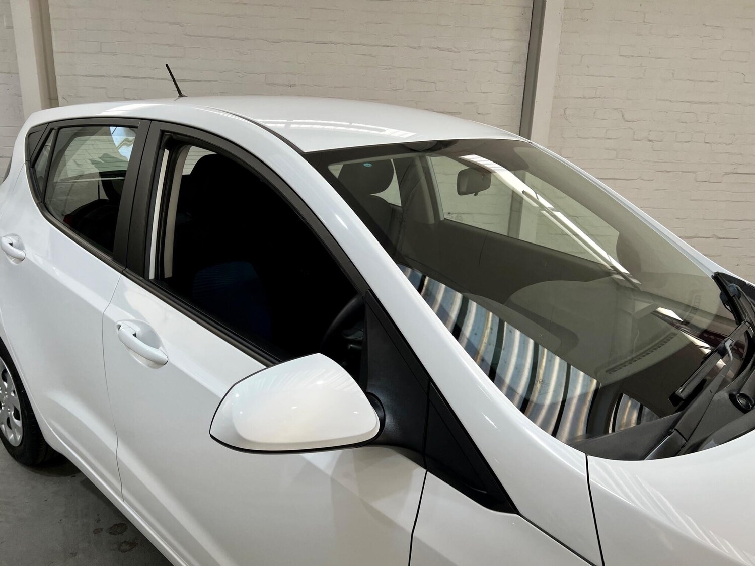 Used Hyundai i10 2015 for sale - 76667102: Photo 35