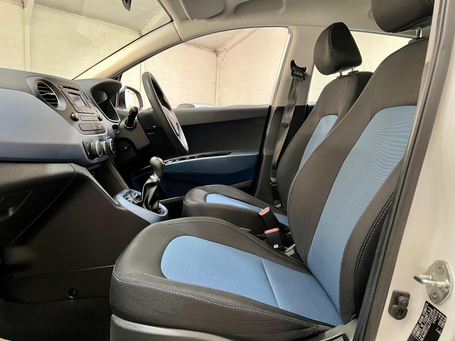 Used Hyundai i10 2015 for sale - 76667102: Photo 50