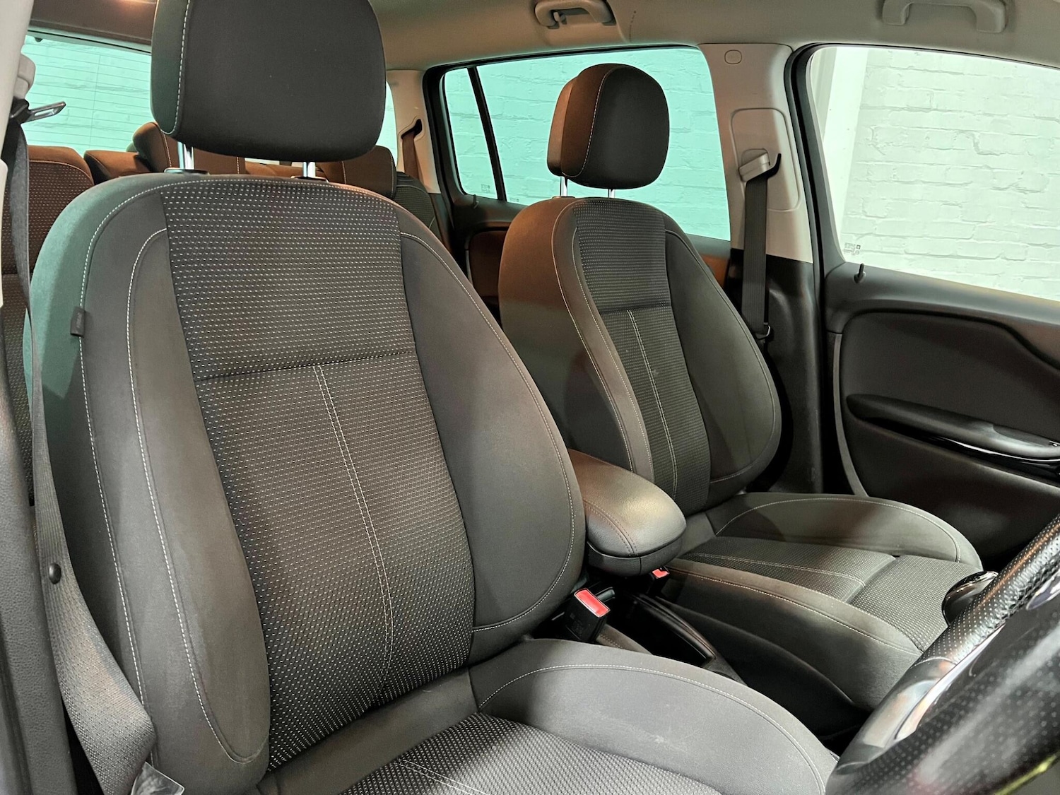 Used Vauxhall Zafira 2015 for sale - 76633112: Photo 11