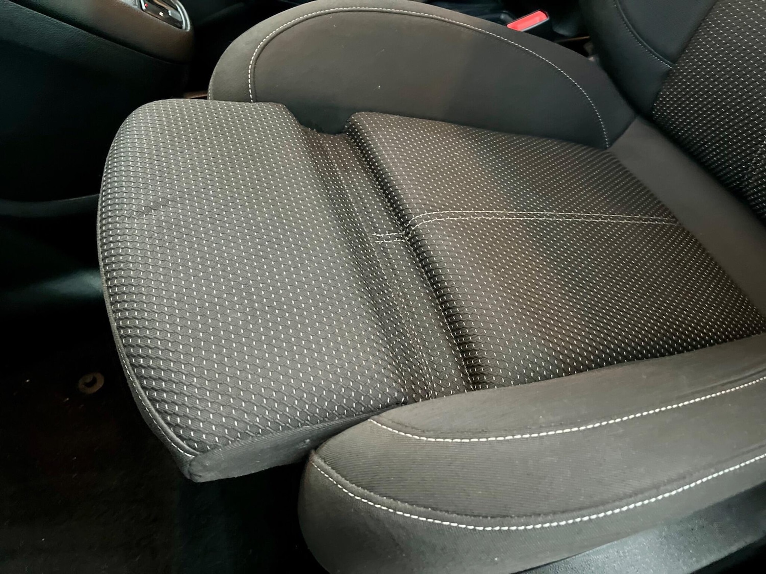 Used Vauxhall Zafira 2015 for sale - 76633112: Photo 35